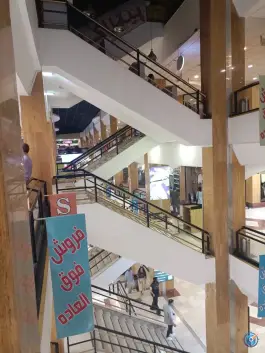 عکس مرکز خرید مهستان حج کرج 10