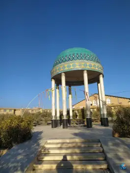 عکس مزار شهدای گمنام دانشگاه آزاد اسلامی واحد کاشمر 6