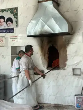 عکس نانوایی سنگگ سنتی عباسی، شهر قائم، قم 2