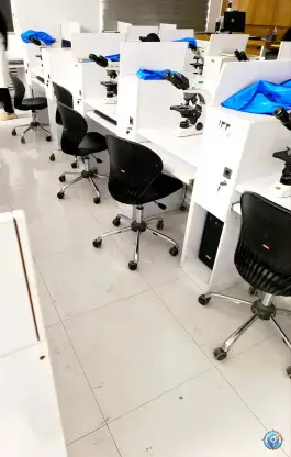 عکس دانشگاه علوم پزشکی زنجان، بلوار احمد مهدوی، زنجان 2