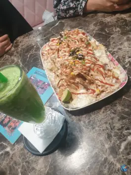 کافه آلند، درب کوشک، اصفهان