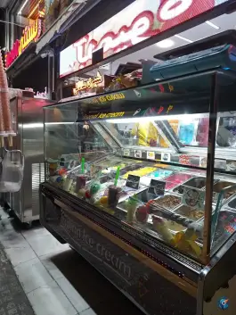 عکس تریا شهر بستنی، ملک شهر، اصفهان 2