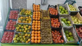 عکس میوه و سبزیجات پیرحاج، اندیشه، اصفهان 9