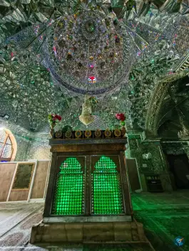 عکس بقعه سید تاج الدین غریب، محله سنگ سیاه، شیراز 2