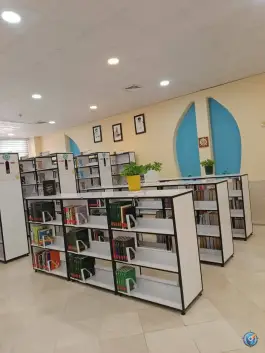 عکس کتابخانه عمومی شهید رئیسی، شهرک گلستان، شیراز 6
