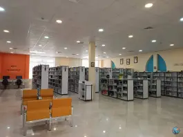عکس کتابخانه عمومی شهید رئیسی، شهرک گلستان، شیراز 7