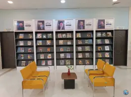 عکس کتابخانه عمومی شهید رئیسی، شهرک گلستان، شیراز 9