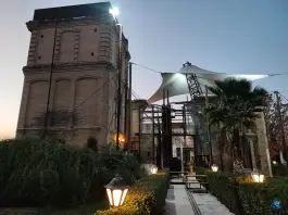 عکس گالری تار و پود و مرکز اسناد و کتابخانه ملی فارس، محله حافظیه، شیراز 5