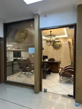 عکس نمایندگی بیمه معلم کد ۸۷۰، محله بازار، اصفهان 3