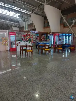عکس سوپرمارکت میدان فرودگاه اصفهان 2