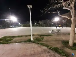عکس زمین بسکتبال پارک گل محمدی محله گل محمدی اصفهان 2