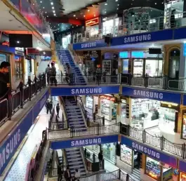 عکس بازار موبایل الزهرا عربستان قم 4