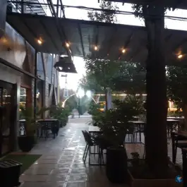 کافه رستوران لندو، ناژوان، اصفهان