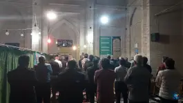 عکس مسجد دشتی آبشار اصفهان 3