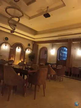 سفره خانه سنتی شب تاب، المهدی، تهران