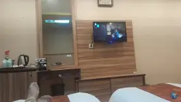 استخر هتل بادله ساری نکا