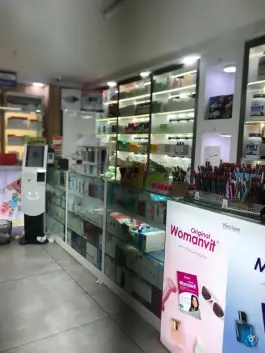 عکس داروخانه شبانه روزی طرآبادی، صادقیه، تهران 3
