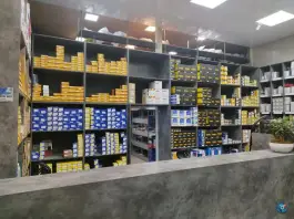 لوازم یدکی چین سنتر، محله مسجد امام حسن، قم