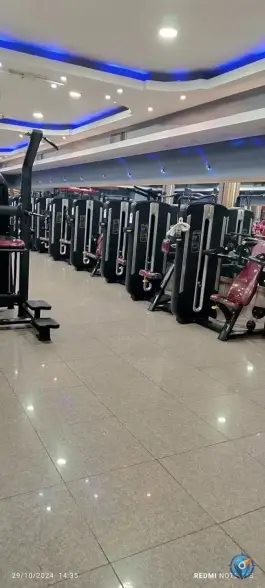 عکس باشگاه ورزشی اریکه نیایش، پونک، تهران 4