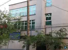عکس دبیرستان ایثار شاهد محله کاووسیه تهران 3