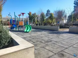 زمین بازی کودکان، پل رضوی، قم