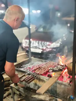 عکس کبابی نمونه عمو داود، سنگر، رشت 1