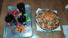 عکس پیتزا وشنا، محله شهرک گلشهر، سمنان 6