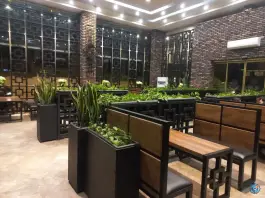 عکس پیتزا خونه شعبه فکوری، محله چهارچشمه، مشهد 4