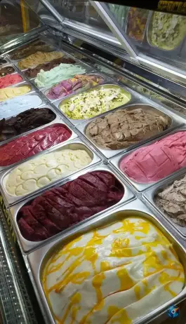عکس کافه یونیک عباس آباد تویسرکان 3
