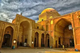 عکس زندان اسکندر «مدرسه علمیه ضیائیه» در محله شاه ابولقاسم یزد 9