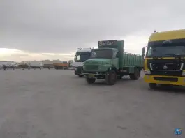 عکس پارکینگ ماشین سنگین ابریشم ۳ محله رباط مشهد 3
