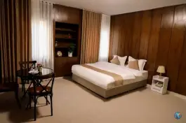 عکس هتل ایران زمین، خیابان ملک، تهران 9