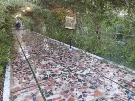 عکس باغ تالار حافظ، کوه سفید، قم 10