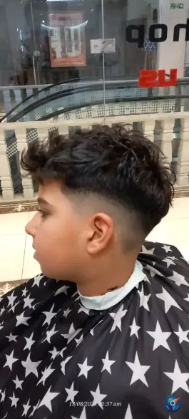 عکس آرایشگاه مردانه محسن، محله دوستان، شیراز 4