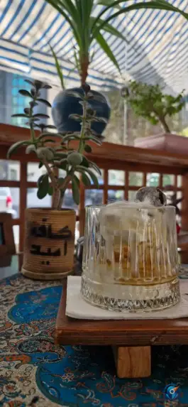 کافه امید، میرعماد، اصفهان