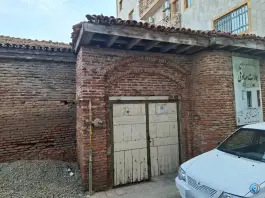 عمارت تاریخی صادقی، محله کاروانسرابر، لاهیجان