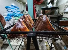 عکس نانوایی آنیتا، حکیم نظامی، اصفهان 5