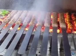 عکس کباب ساطوری سنتی بناب آذربایجان مهدی آباد چهارباغ 10