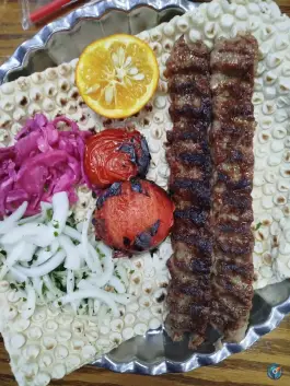 عکس کباب بره فرخ، بلوار نهضت، سمنان 9