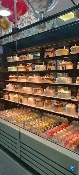 شیرینی شهر کیک، حسین آباد، اصفهان