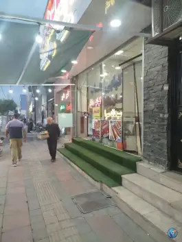 کبابی بناب هادی بابا، طالقانی، آبیک