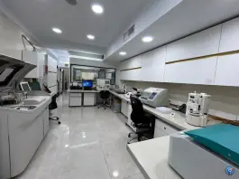 عکس آزمایشگاه پاتوبیولوژی و ژنتیک رسا، طالقانی، کرج 4