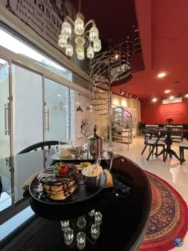عکس کافه فیل، محله شهدا، اراک 4