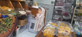 عکس سوهان، گز و آجیل فروشی ویونا، صفائیه، قم 3