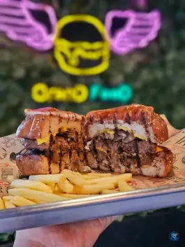 عکس گرند برگر، پونک، تهران 8