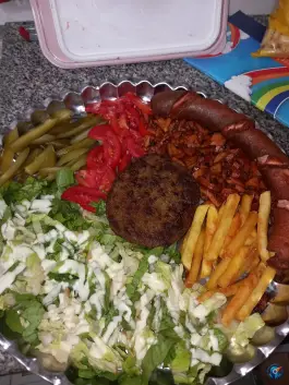 عکس پیتزا و ساندویچ اشکان فود - محله شهید شهریاری مشهد 4