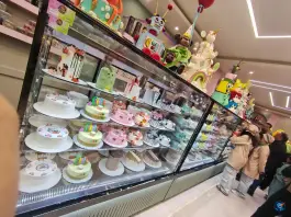 عکس نان و شیرینی قصر کنوفه، گلشهر ویلا، کرج 3