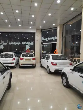 عکس نمایشگاه اتومبیل مسعود، محله سراجه، قم 3