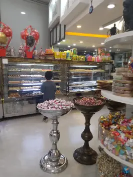 شیرینی نانی نو محمدشهر کرج