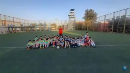 عکس زمین چمن مصنوعی دانشگاه هوایی شهید ستاری، تهران 3
